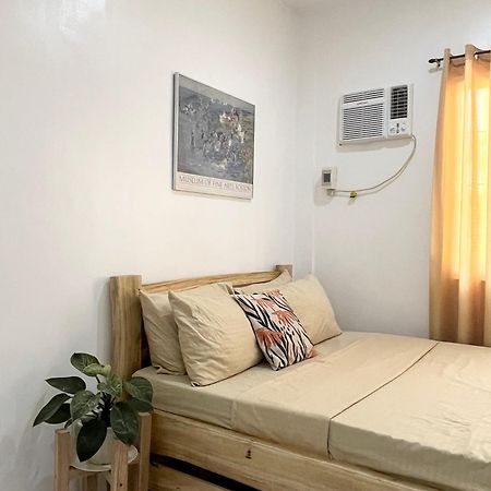 Sunnydale Apartelle -Room Accommodation Near Calatagan Beach Resorts Batangas Exterior foto